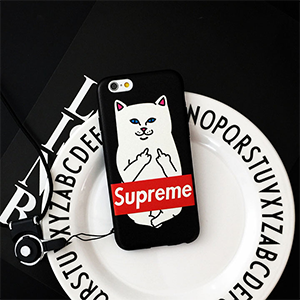 Supreme iphone7 plus ケース パロディ風 縦中指の猫 可愛い