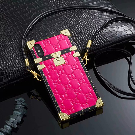 Gucci Iphonex 8 7plusケース 贅沢風 ブランド エンボス 派手 エレガント風 海外輸入品