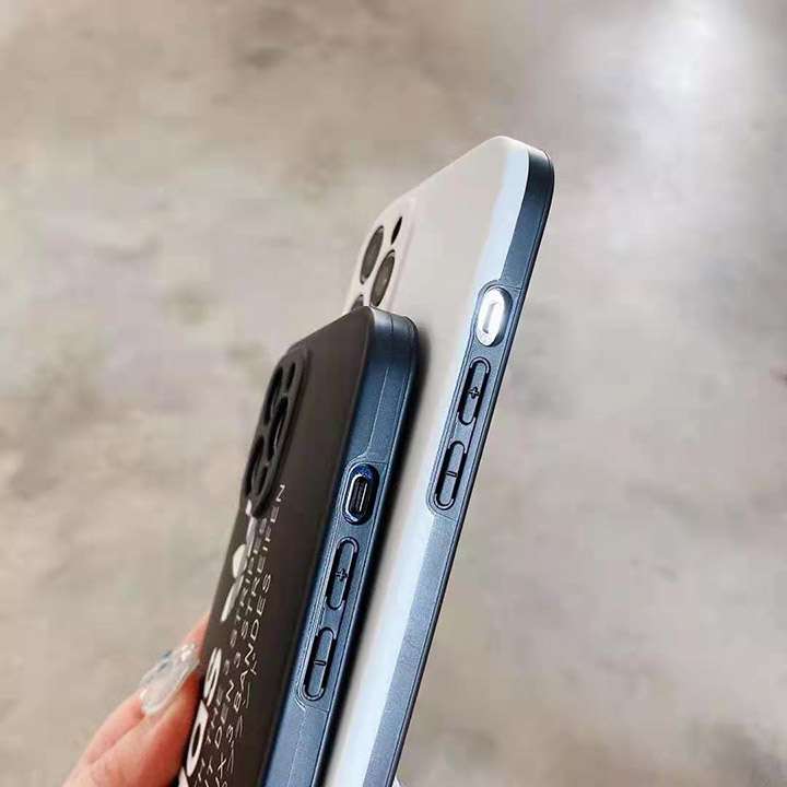 iphone8Plus/8流行りアディダススマホケース